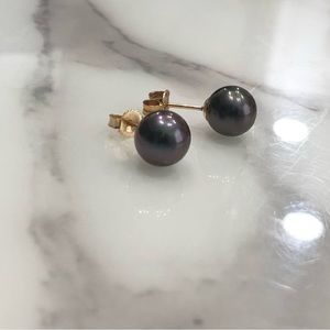 Genuine Tahitian Pearl paradise stud earrings 14k yellow gold 8-9mm AAA grade